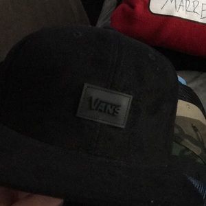 Vans black snap back